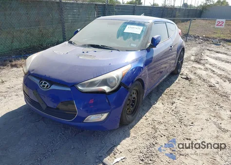 2013 Hyundai Veloster Base W/Black from USA, damaged, VIN KMHTC6AD1DU095946